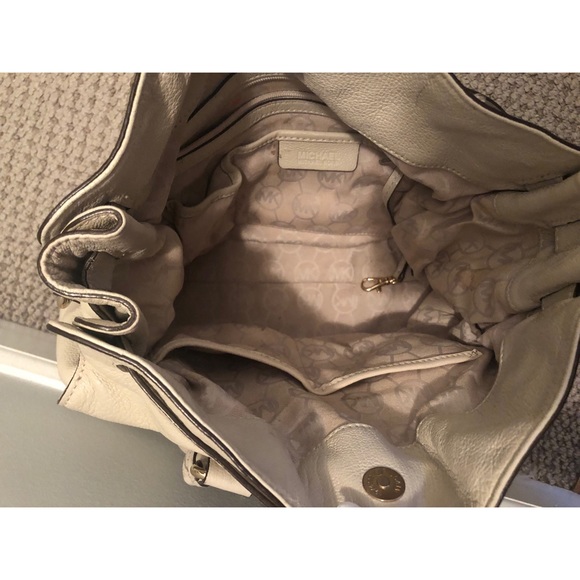 Michael Kors Hamilton Large Leather Satchel - Picture 5 of 5